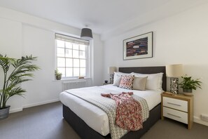 View from room - Dolphin House (London)