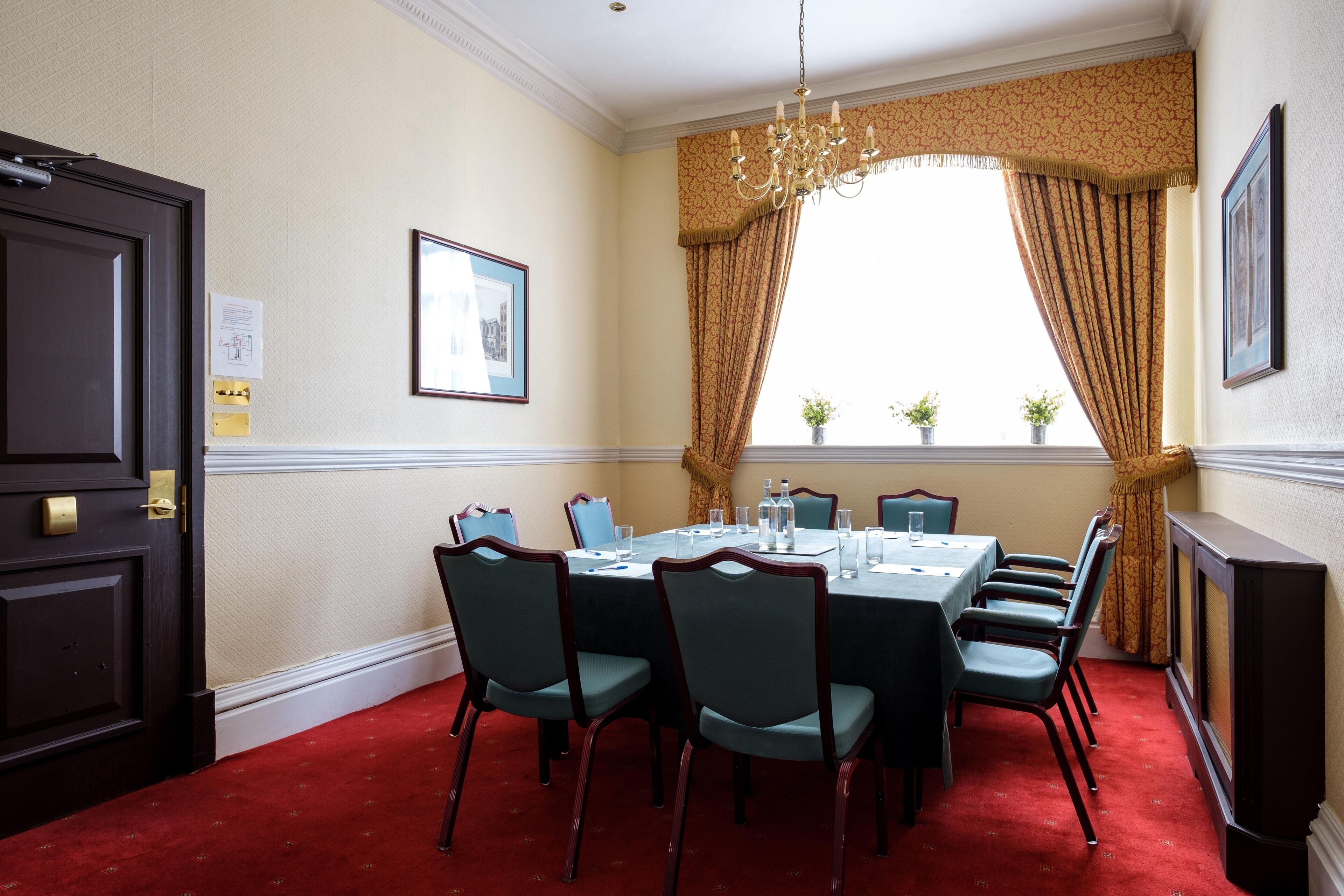 Photo - Best Western Lichfield City Centre The George Hotel
