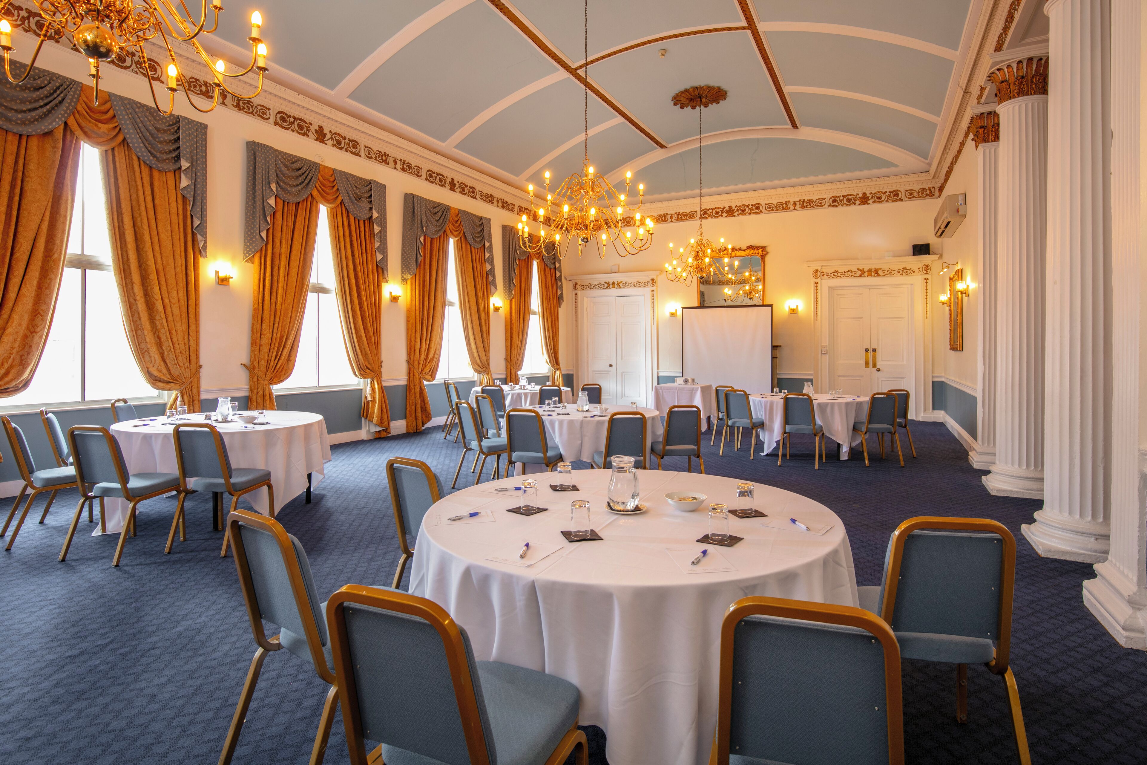 Photo - Best Western Lichfield City Centre The George Hotel