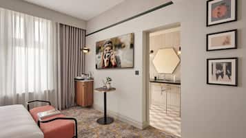 Classic Double Room | Meja kerja, setrika/meja setrika, dan tempat tidur bayi gratis