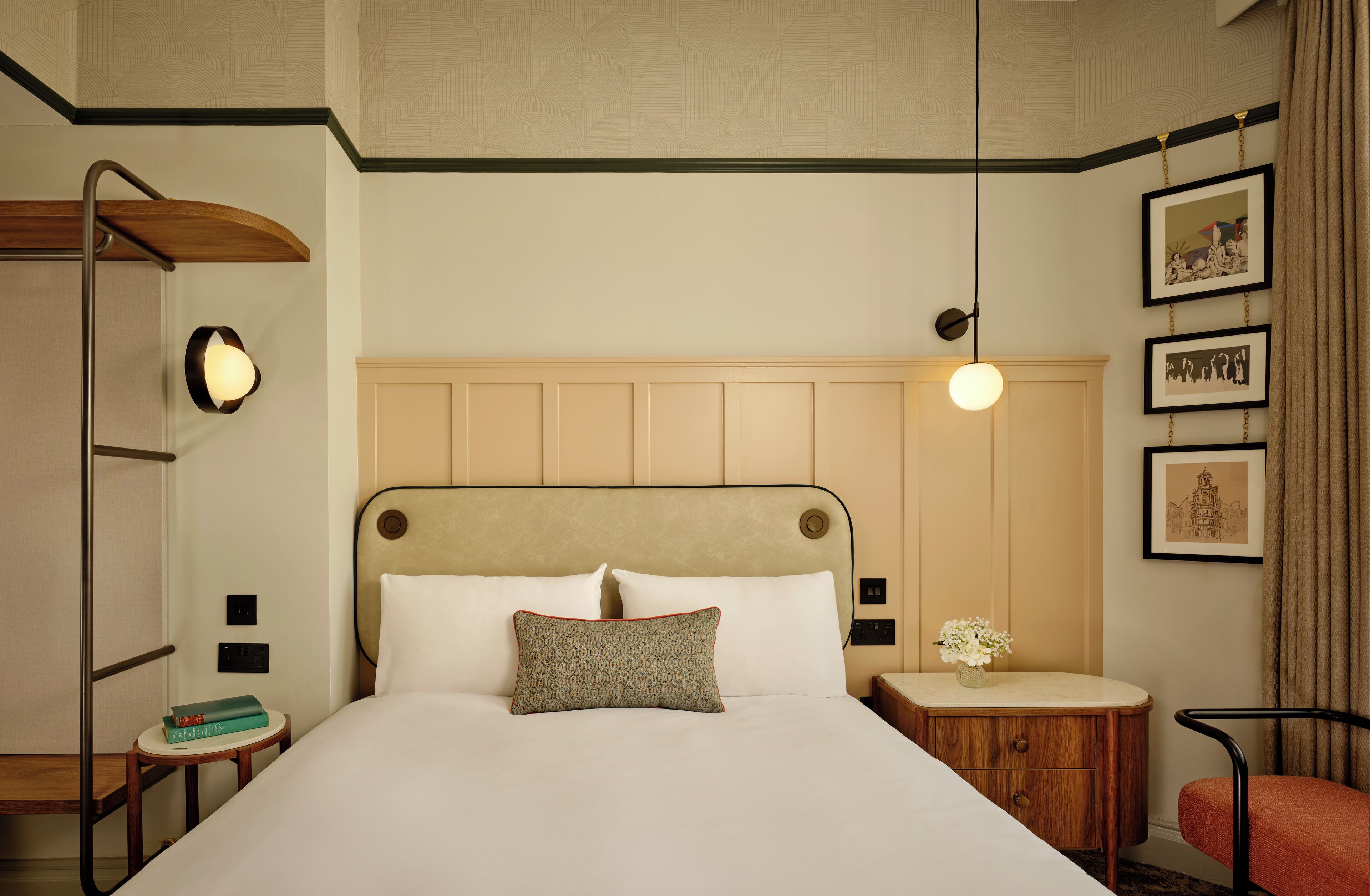 Rom – standard, 1 dobbeltseng | Skrivebord, strykejern/-brett, wi-fi (inkludert) og sengetøy