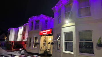 Majoituspaikan julkisivu