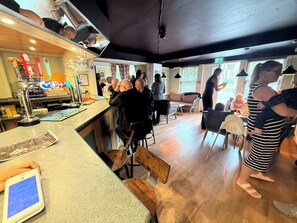 Bar (på overnattingsstedet)