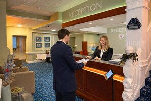 Reception - Preston Park Hotel (Brighton)