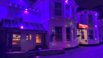 Majoituspaikan julkisivu