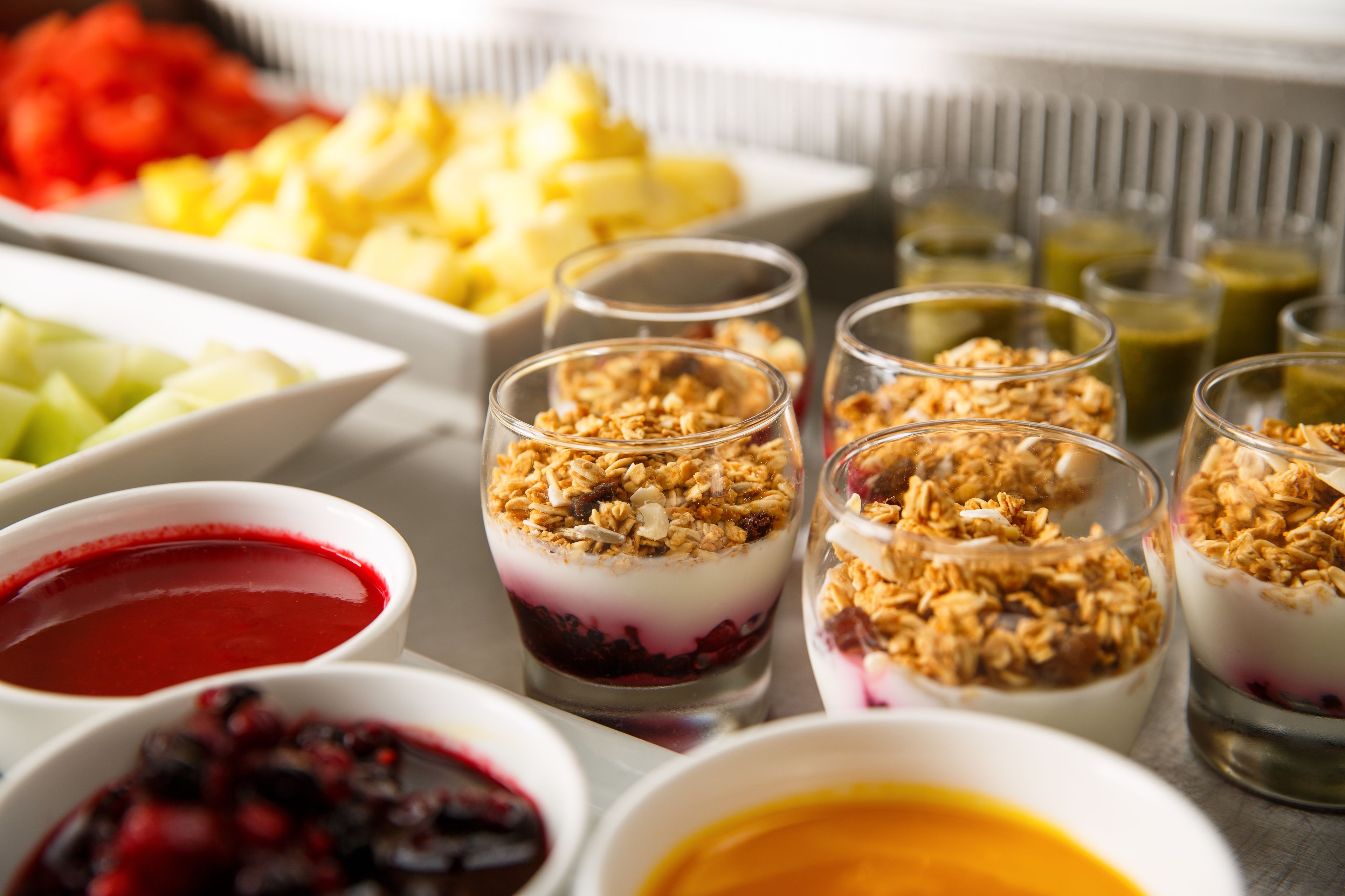 每日供应自助式早餐（每人 GBP 17.95）