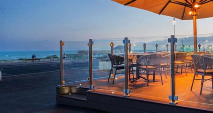 Mercure Brighton Seafront Hotel