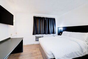 Standard-Doppelzimmer, 1 Doppelbett | Schreibtisch, Bügeleisen/Bügelbrett, kostenloses WLAN, Bettwäsche