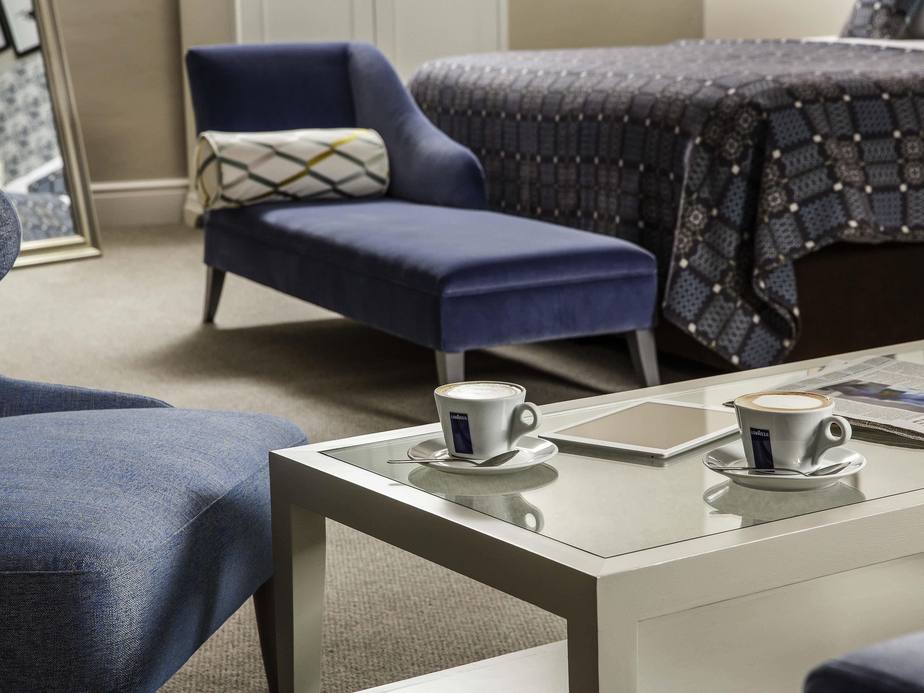 Suite Supérieure, 1 lit double | Bureau, fer et planche à repasser, Wi-Fi gratuit, draps fournis