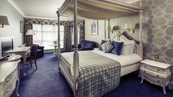 Superior Double Room, 1 Double Bed, Garden View | In-room safe, desk, iron/ironing board, free cots/infant beds