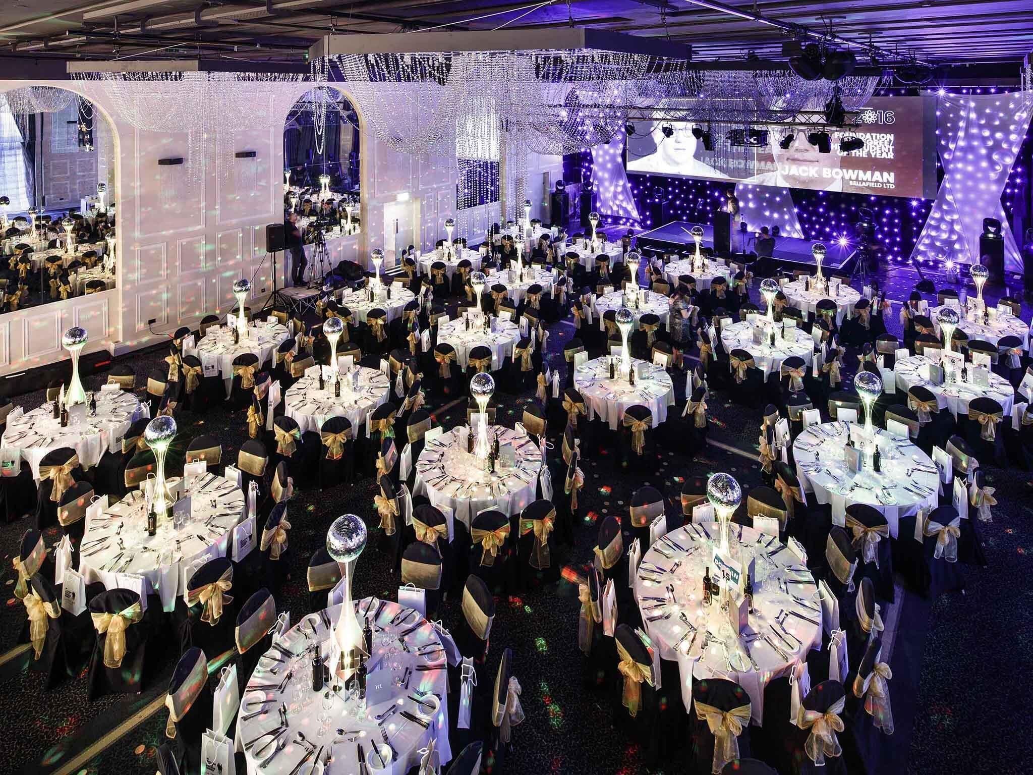 Indoor wedding