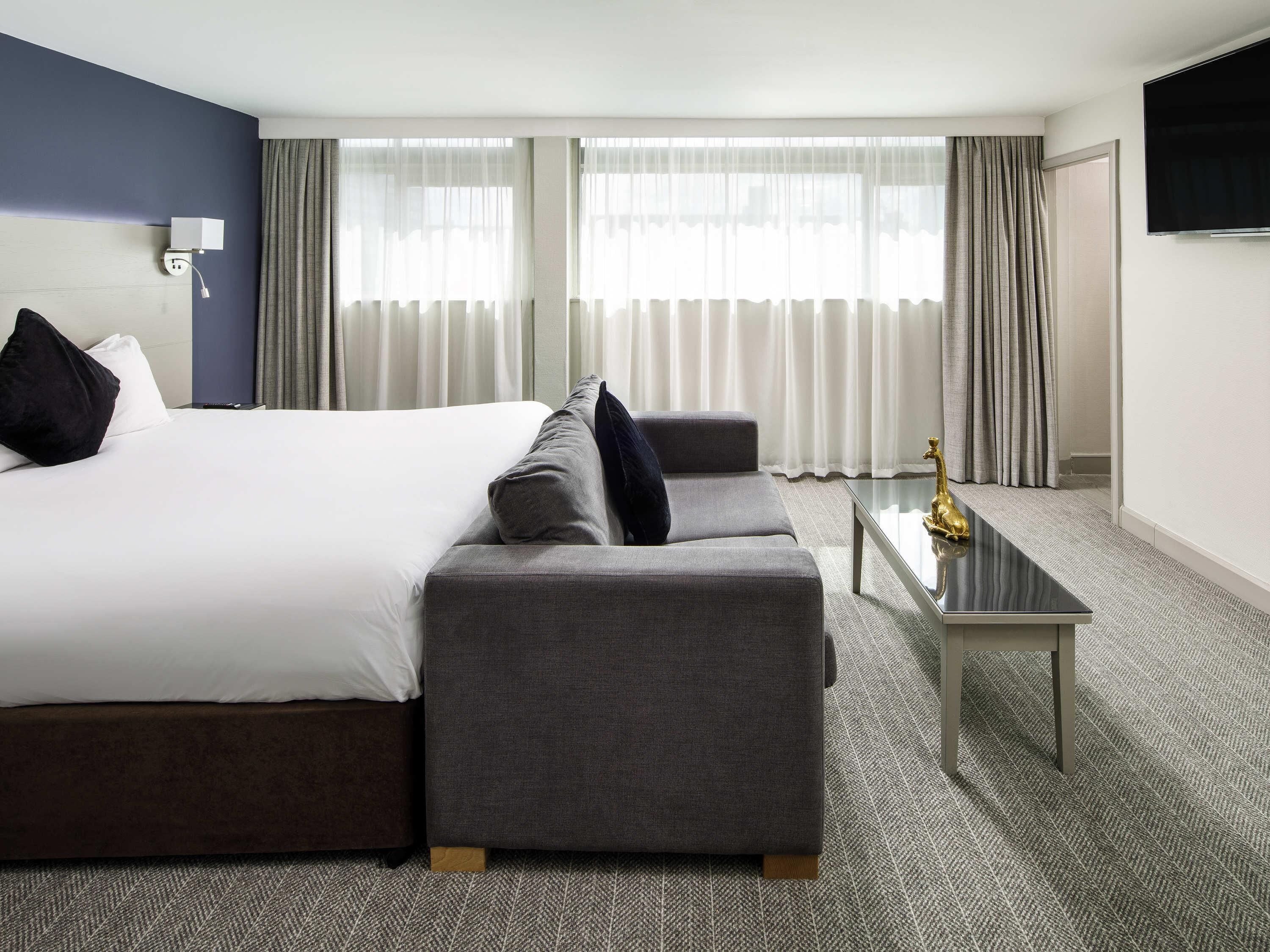 In-room safe, desk, iron/ironing board, free WiFi