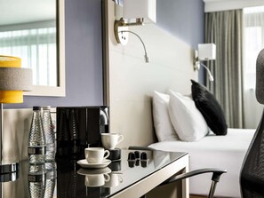 1 bedroom, in-room safe, desk, iron/ironing board