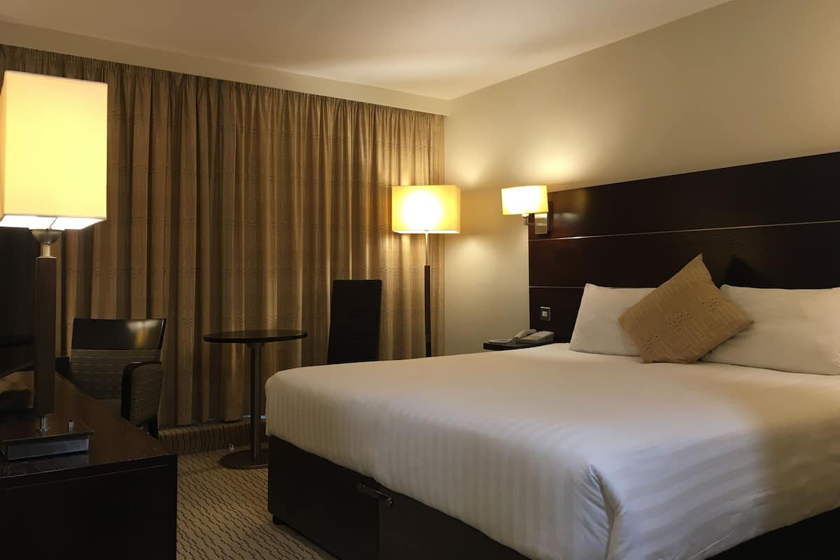Classic Room, 1 Double Bed | 1 bedroom, in-room safe, desk, iron/ironing board