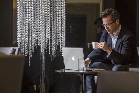 The Queen's Gate Hotel - view 3