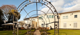 Mercure Chester Abbots Well Hotel