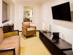 Superior Suite, 1 Double Bed | In-room safe, desk, iron/ironing board, free cots/infant beds