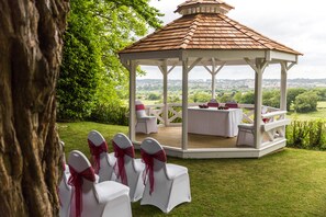 Área externa para casamento