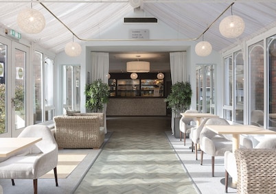The Hog's Back Hotel & Spa Farnham