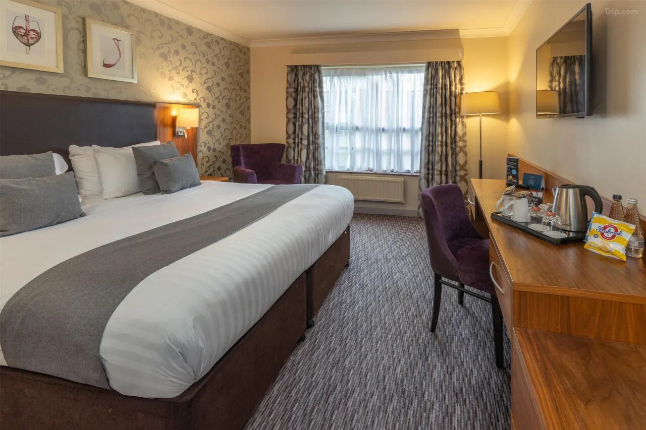 Junior-sviitti | Huoneen varustelu