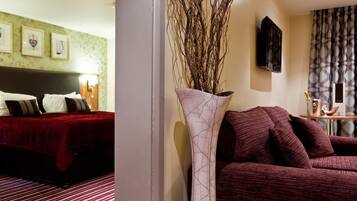 In-room safe, desk, laptop workspace, soundproofing