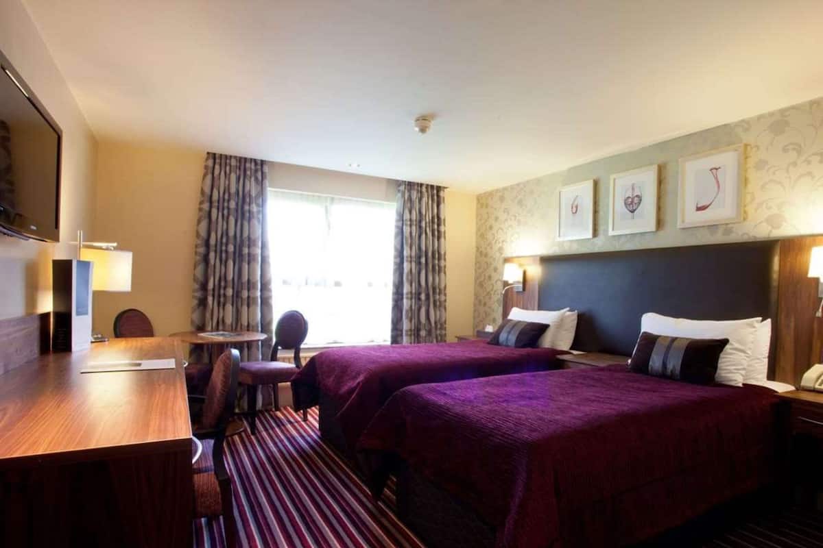 In-room safe, desk, laptop workspace, soundproofing