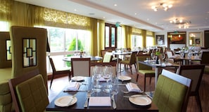 Breakfast, lunch, dinner served; Regional cuisine - Aubrey Park (St Albans)