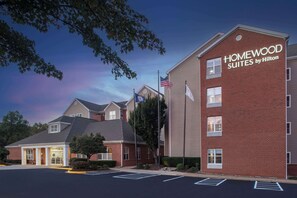 Exterior - Homewood Suites by Hilton Alexandria / Pentagon South (Alexandria)
