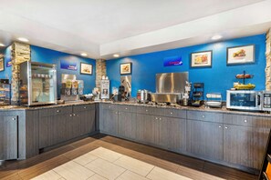 Free daily full breakfast 
