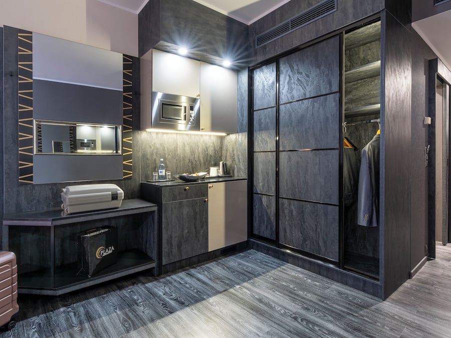 Premium Doppelzimmer Seeseite | Minibar, Zimmersafe, Schreibtisch, laptopgeeigneter Arbeitsplatz