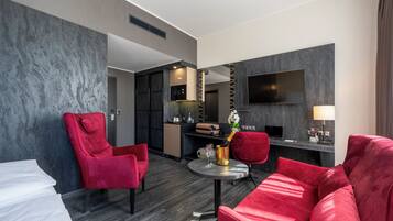 Komfort Doppelzimmer Seeseite | Minibar, Zimmersafe, Schreibtisch, laptopgeeigneter Arbeitsplatz