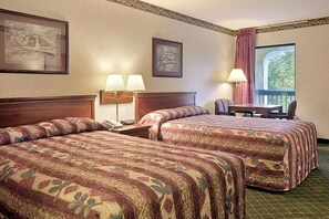 책상, 암막 커튼, 다리미/다리미판, 무료 WiFi