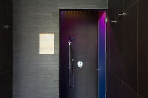 Sauna, hot tub, steam room, Turkish bath/hammam, body treatments - Resort Marina di Castello Golf & SPA (Castel Volturno)