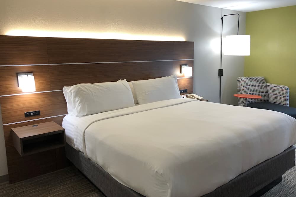 Holiday Inn Express Atlanta-Stone Mountain by IHG