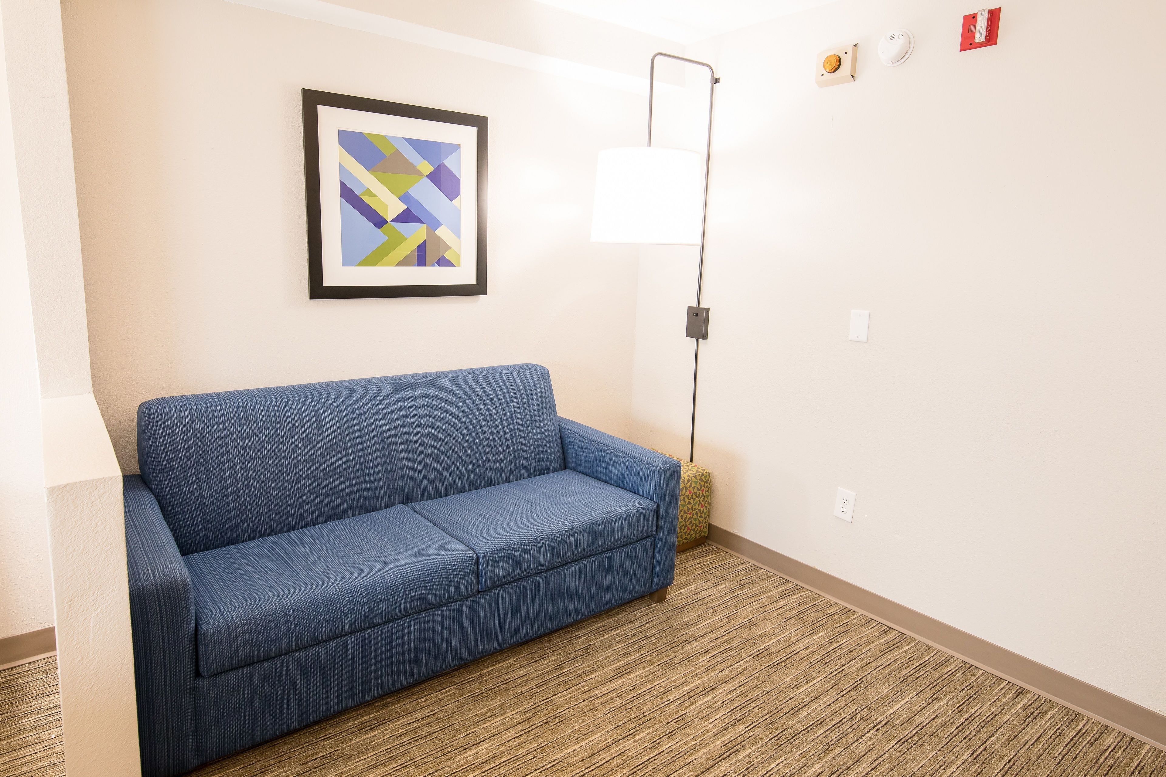 studio suite, 1 king bed, accessible, non smoking (mobility) | in-room safe, desk, blackout curtains, soundproofing