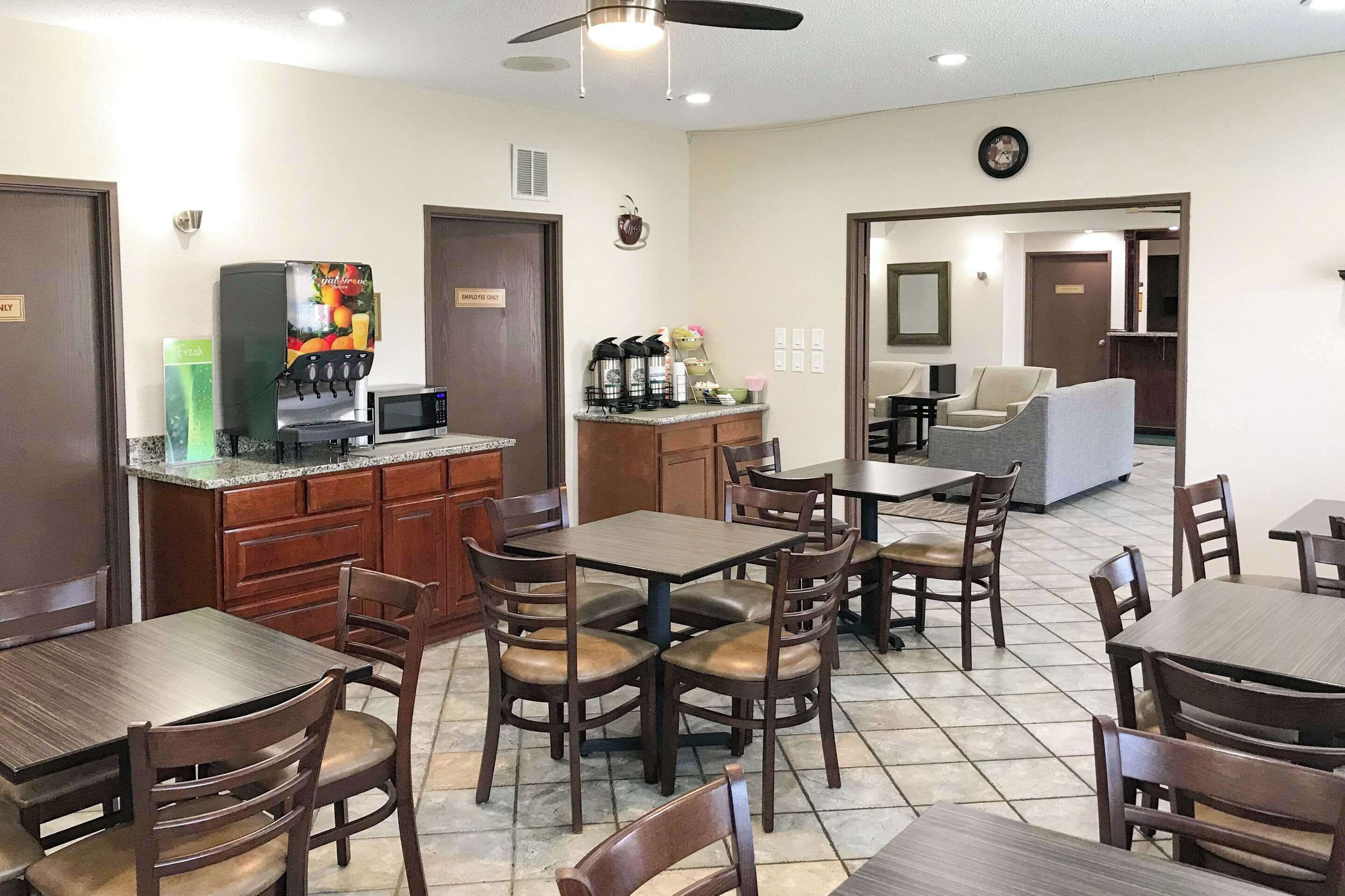 Tägliches inbegriffenes Frühstücksbuffet