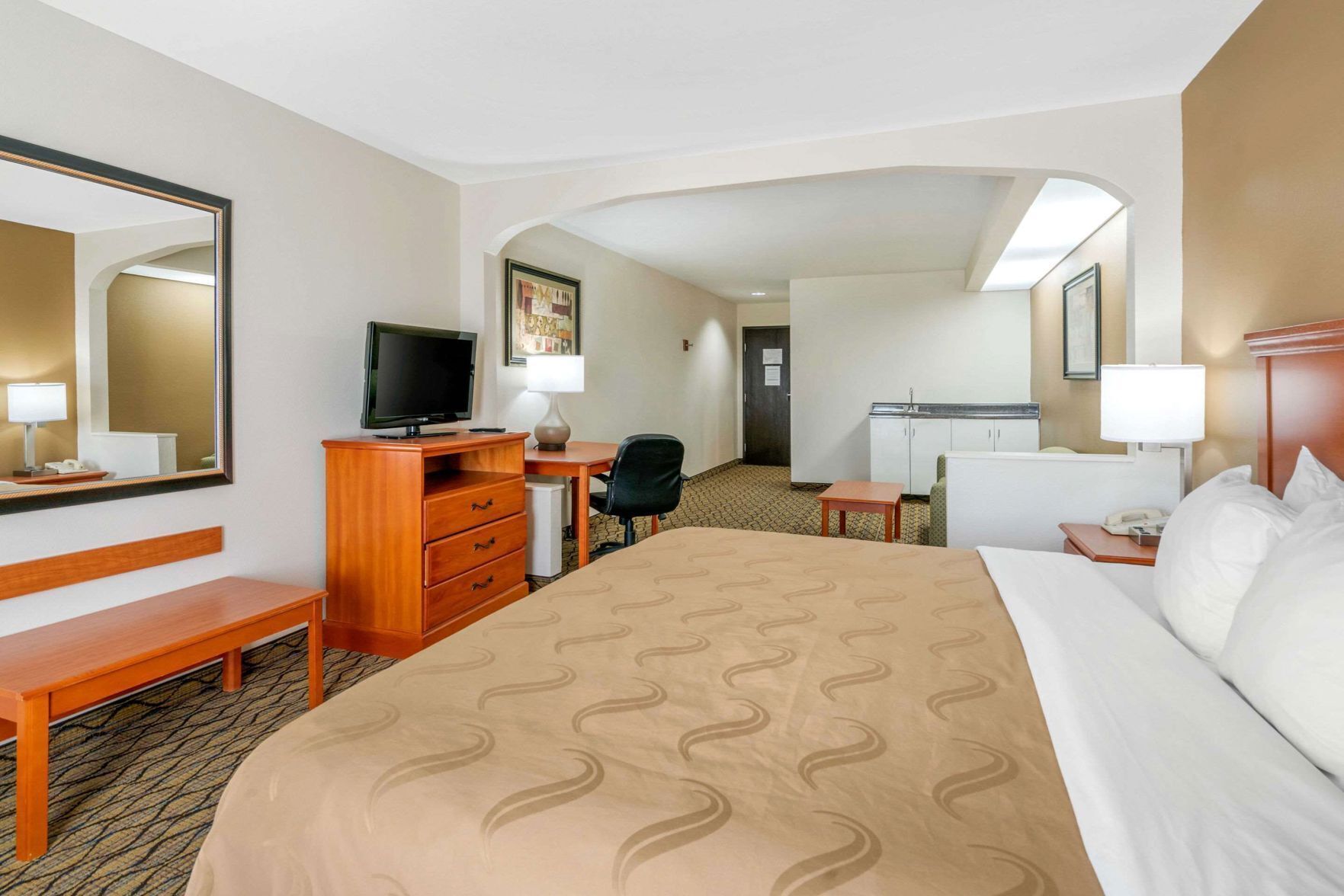 Desk, blackout drapes, iron/ironing board, free WiFi