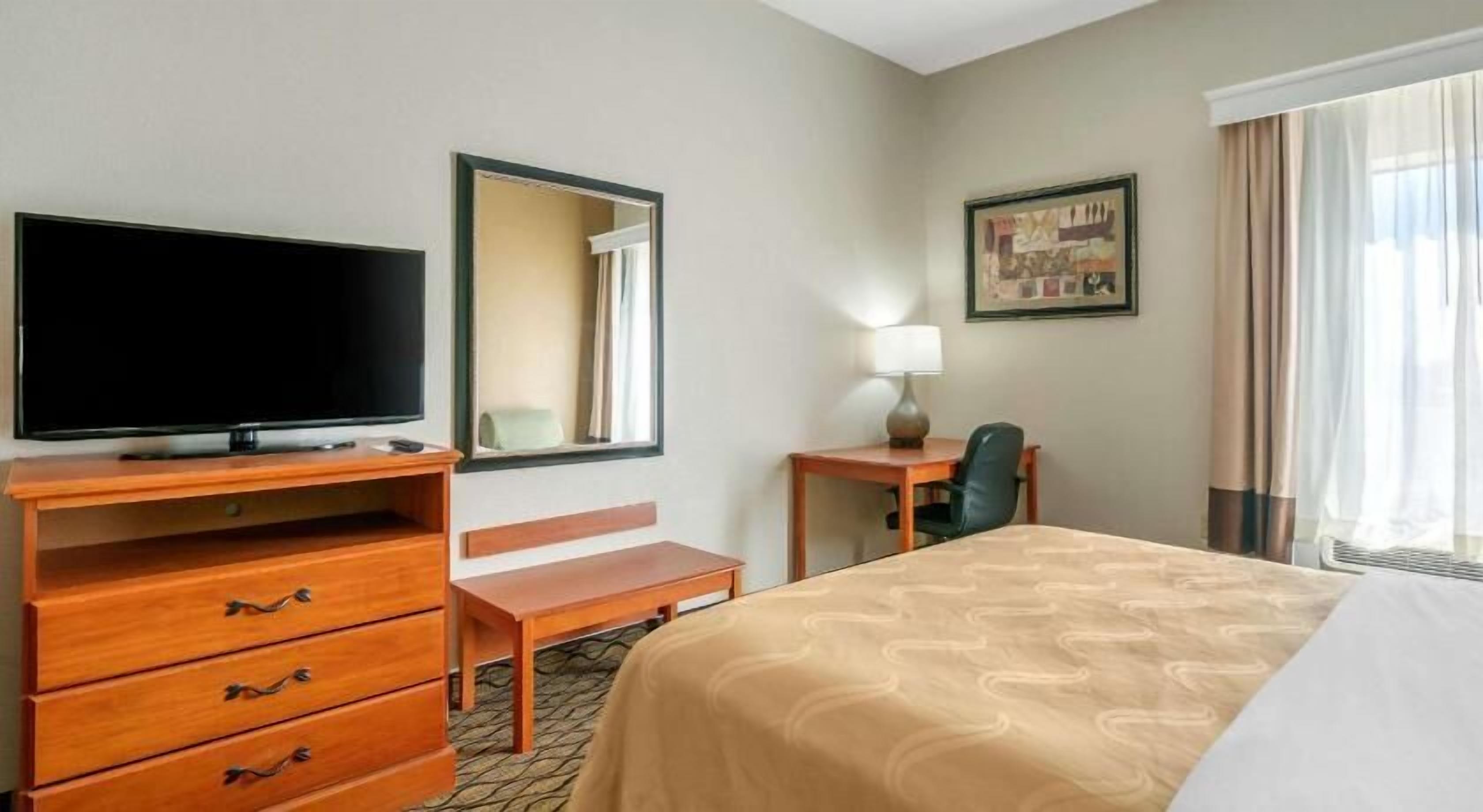 Desk, blackout drapes, iron/ironing board, free WiFi