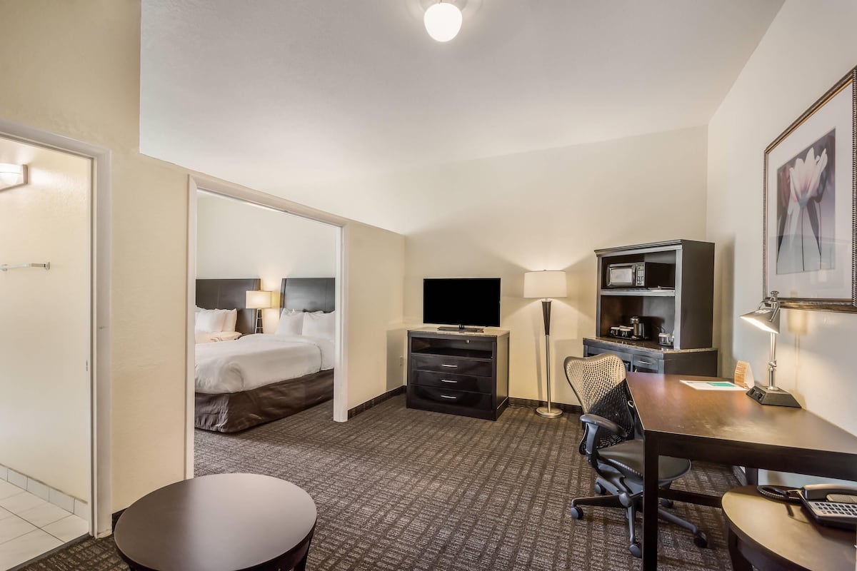 Suite, 2 Double Beds, Non Smoking (Interior Corridor) | Pillowtop beds, in-room safe, desk, iron/ironing board