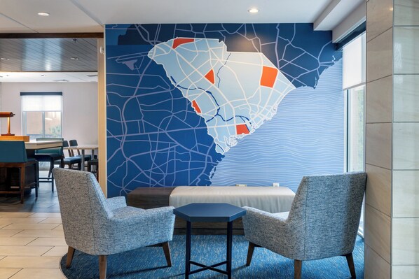 Exterior - Holiday Inn Express Charleston by IHG (Charleston)