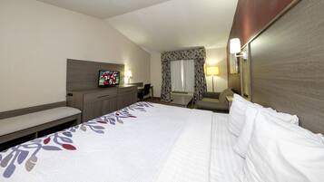 デスク、アイロン / アイロン台、ベビーベッド (無料)、可動式ベッド