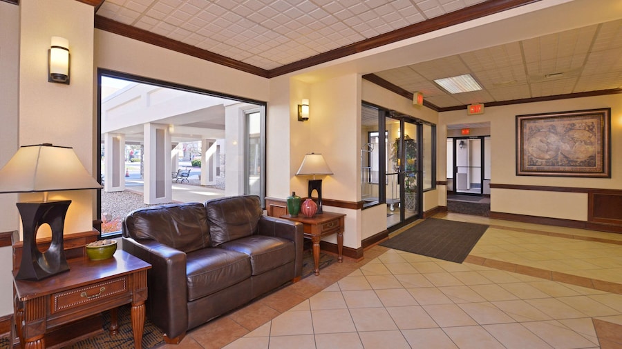 Quality Inn & Suites