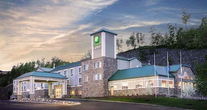 Holiday Inn Express Houghton-Keweenaw by IHG