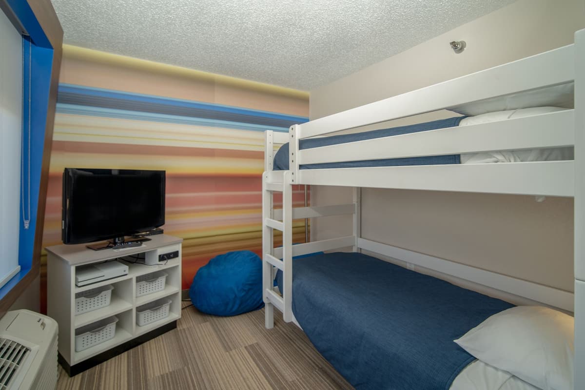 Suite, 1 King Bed
