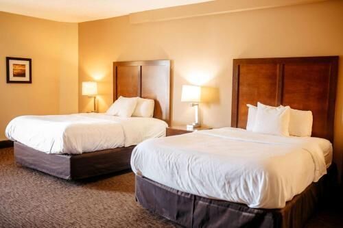 In-room safe, desk, laptop workspace, iron/ironing board