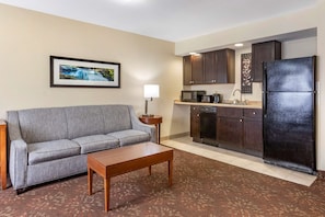 Room, 1 King Bed with Sofa bed, Accessible, Non Smoking | Desk, laptop workspace, blackout curtains, iron/ironing board