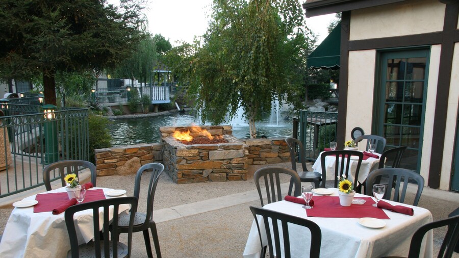 Holiday Inn Selma - Swancourt by IHG