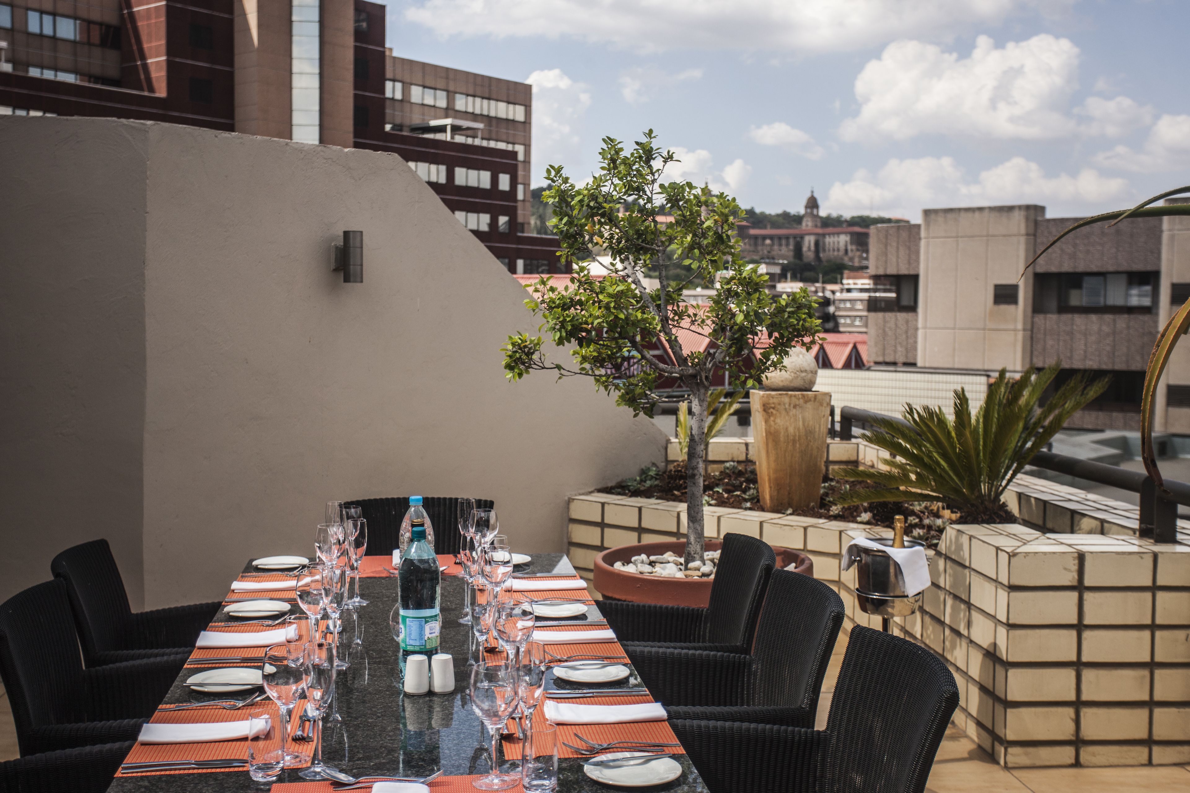 Ze serveren er ontbijt, lunch en diner 
