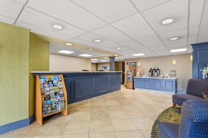 Lobby - Clarion Inn Cranberry Township (Cranberry Township)