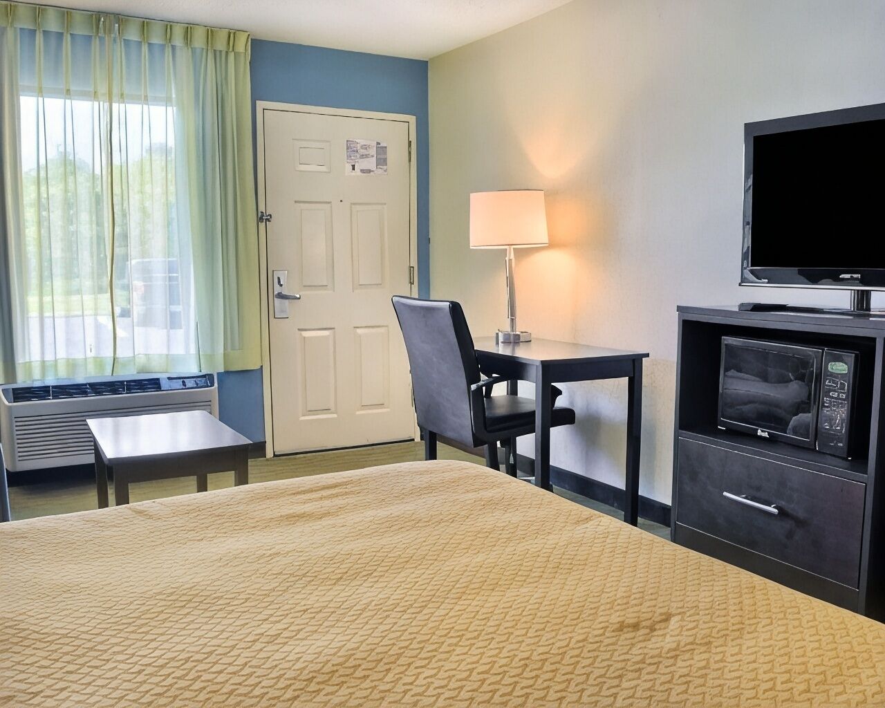 In-room safe, iron/ironing board, cribs (free)